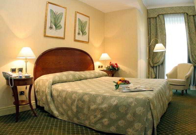 Moevenpick Hotel Bari Ngoại thất bức ảnh
